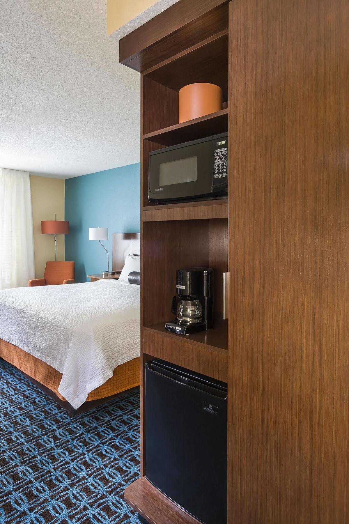 Fairfield Inn & Suites Dallas Park Central Ngoại thất bức ảnh
